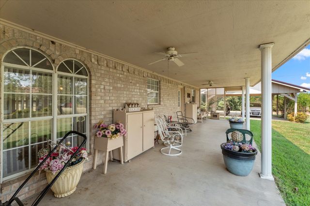 84 Reynolds Lane, Mount Vernon, TX 75457