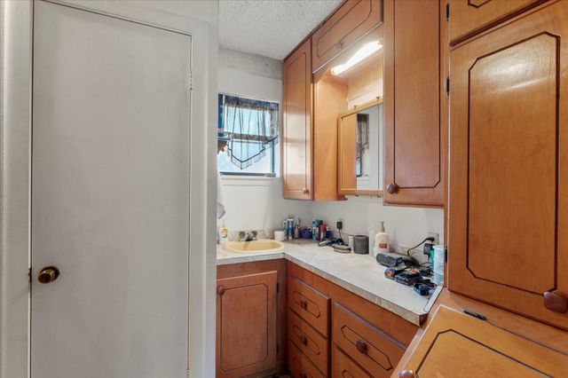 84 Reynolds Lane, Mount Vernon, TX 75457