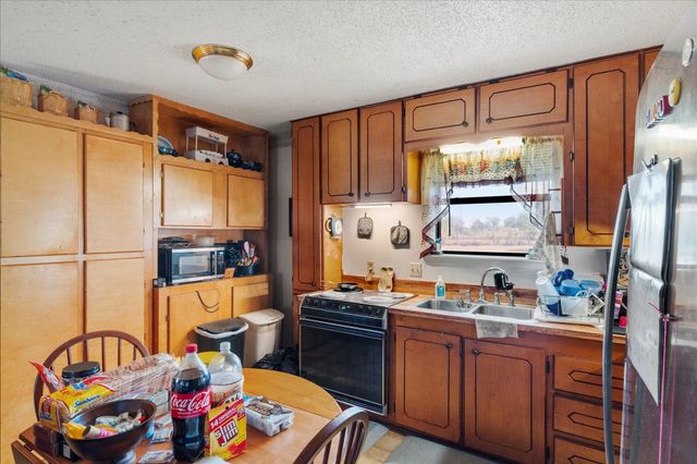 84 Reynolds Lane, Mount Vernon, TX 75457