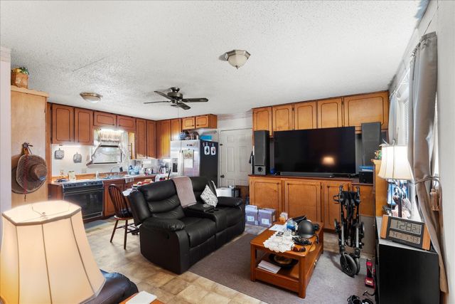 84 Reynolds Lane, Mount Vernon, TX 75457