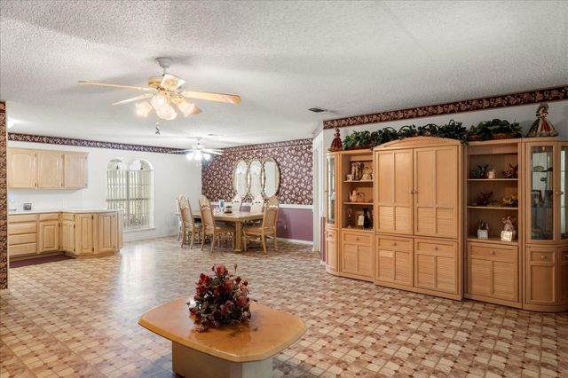 84 Reynolds Lane, Mount Vernon, TX 75457