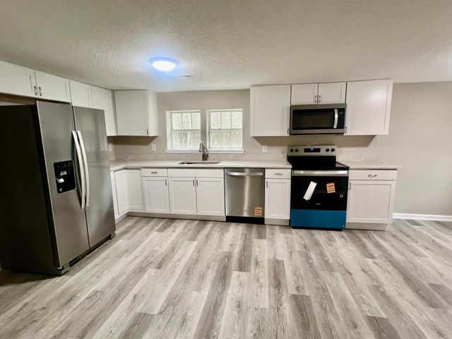 2548 N Hwy 341, Rossville, GA 30741