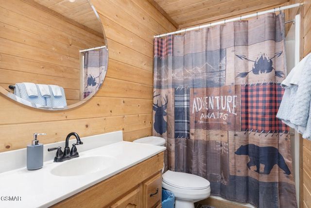 531 Gatlin Drive, Gatlinburg, TN 37738