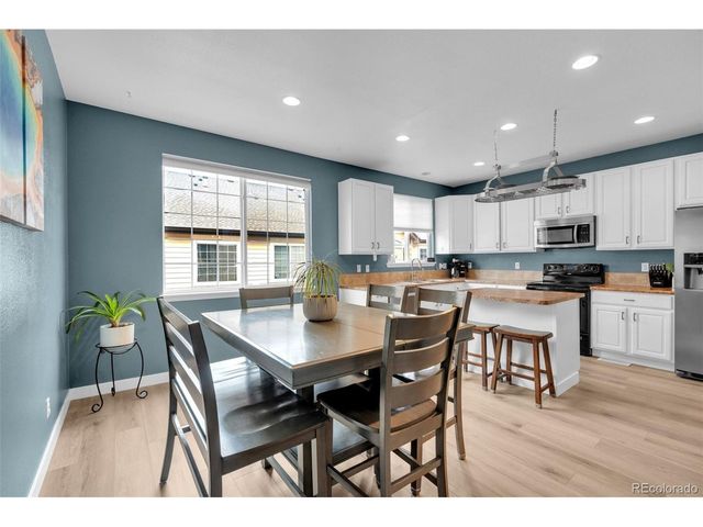 1424 Turnberry Dr, Castle Rock, CO 80104