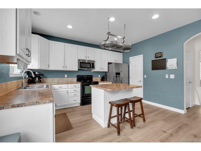 1424 Turnberry Dr, Castle Rock, CO 80104
