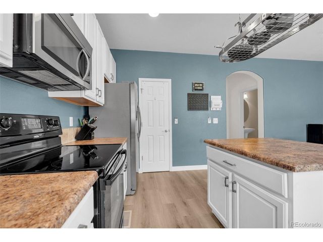 1424 Turnberry Dr, Castle Rock, CO 80104
