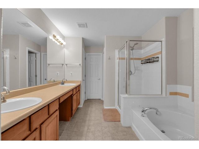 1424 Turnberry Dr, Castle Rock, CO 80104