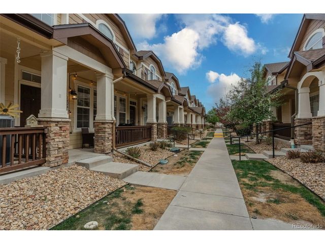 1424 Turnberry Dr, Castle Rock, CO 80104
