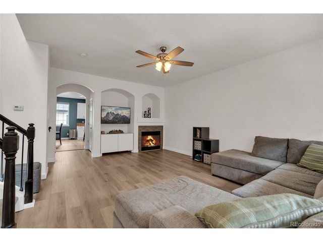 1424 Turnberry Dr, Castle Rock, CO 80104
