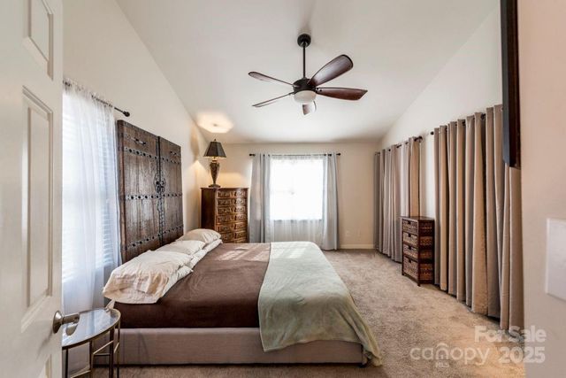 520 N Poplar Street I, Charlotte, NC 28202