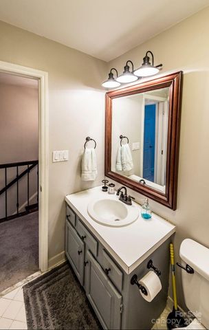 520 N Poplar Street I, Charlotte, NC 28202