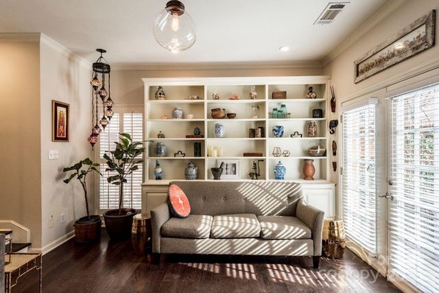 520 N Poplar Street I, Charlotte, NC 28202