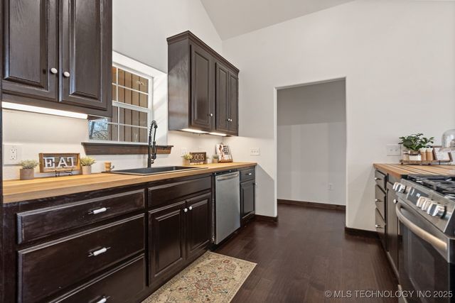 95 Express Road, Ardmore, OK 73401