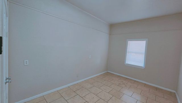 5403 McKnight Dr, Odessa, TX 79762