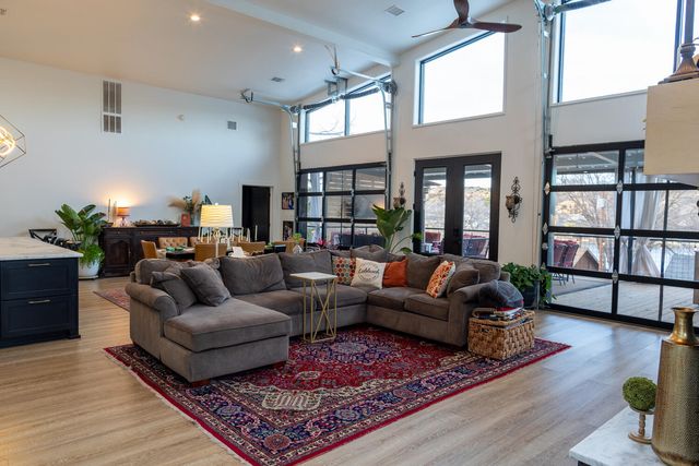 563 Comanche Drive, Lubbock, TX 79404