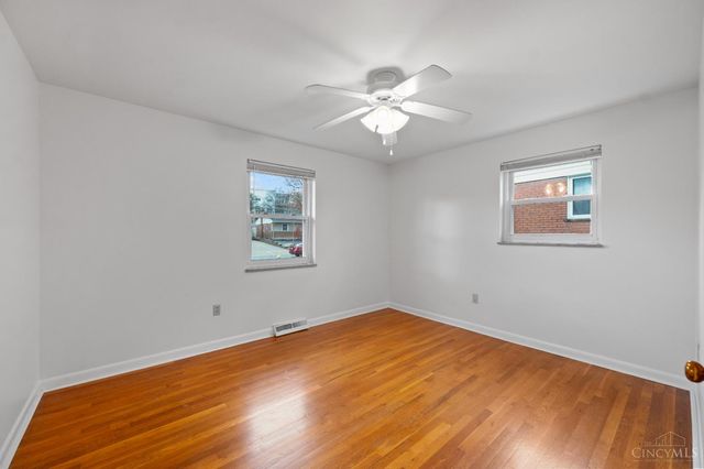 9470 Wynnecrest Drive, Blue Ash, OH 45242