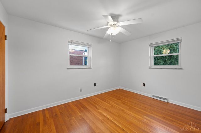 9470 Wynnecrest Drive, Blue Ash, OH 45242