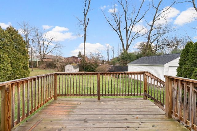 9470 Wynnecrest Drive, Blue Ash, OH 45242