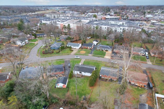 9470 Wynnecrest Drive, Blue Ash, OH 45242