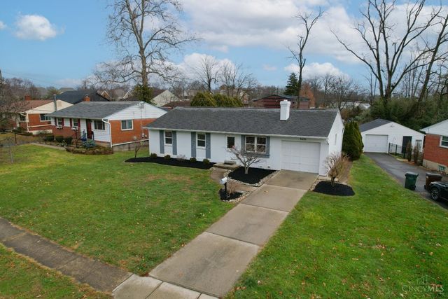 9470 Wynnecrest Drive, Blue Ash, OH 45242