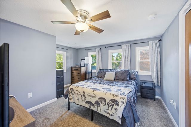 1901 E 23rd Street, Des Moines, IA 50317