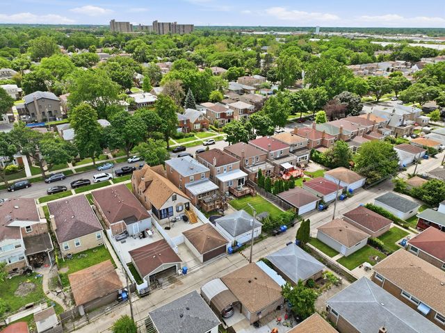 2924 W Jerome Street, Chicago, IL 60645