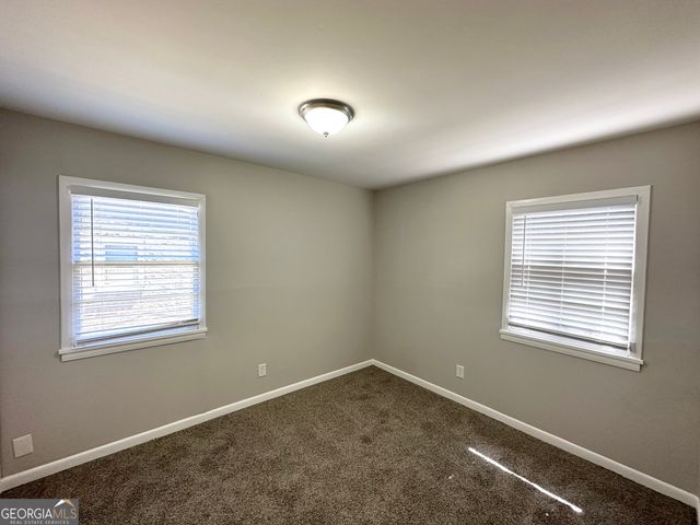 2566 NW Santa Barbara Drive, Atlanta, GA 30318