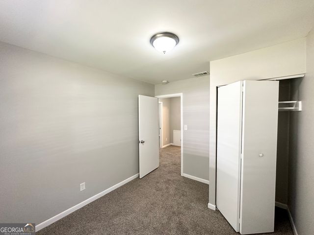 2566 NW Santa Barbara Drive, Atlanta, GA 30318