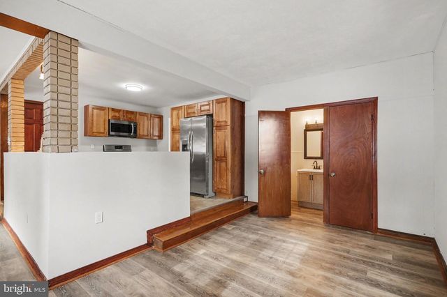 132 LOCUST GROVE RD, York, PA 17402