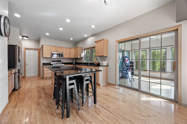 1721 12th Avenue, Coralville, IA 52241