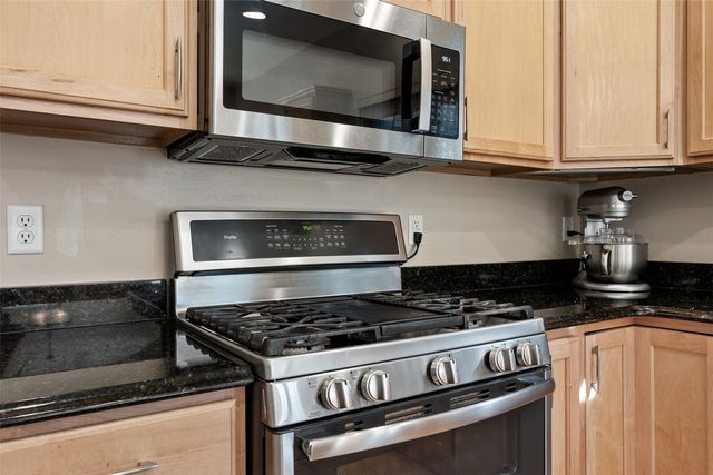 1721 12th Avenue, Coralville, IA 52241