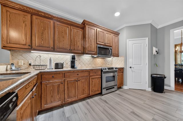 14317 Cedarwood Circle, Tyler, TX 75703