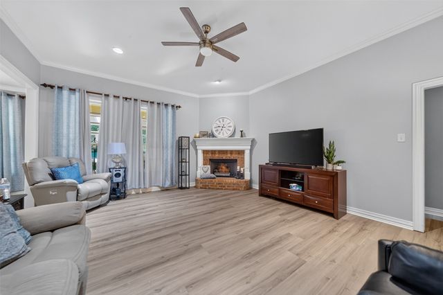 14317 Cedarwood Circle, Tyler, TX 75703