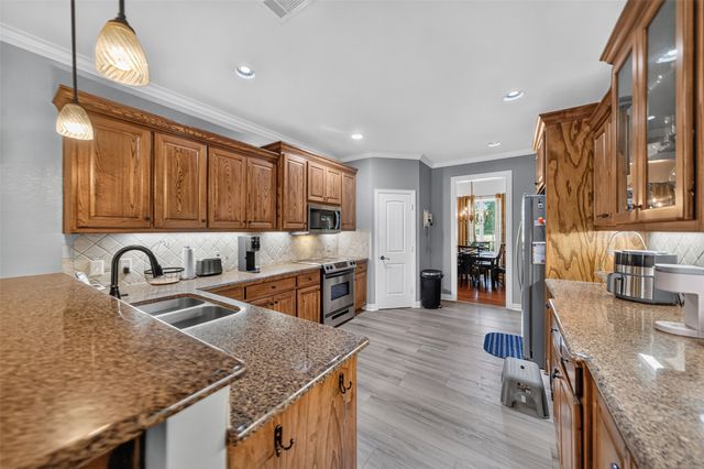 14317 Cedarwood Circle, Tyler, TX 75703