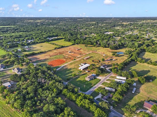 711 County Road 701, Cleburne, TX 76031