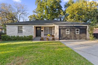 210 Old Mill Lane, Dallas, TX 75217