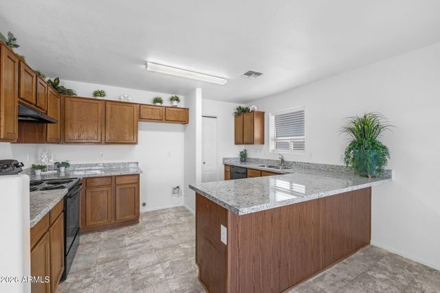 28609 N DOLOMITE Lane, San Tan Valley, AZ 85143