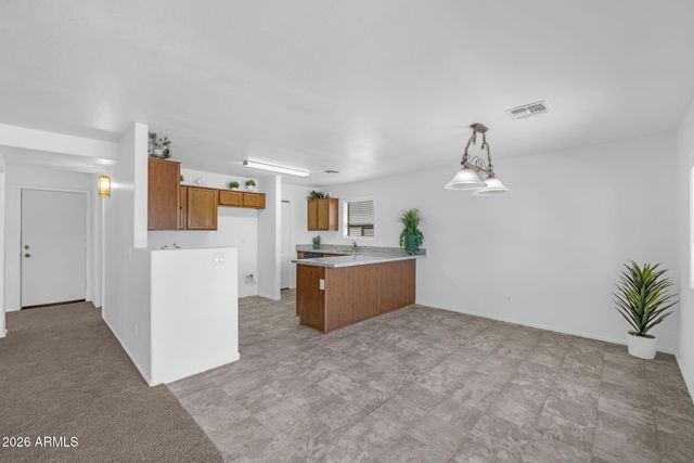 28609 N DOLOMITE Lane, San Tan Valley, AZ 85143