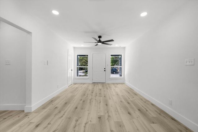 701 Chicago Avenue, Fort Worth, TX 76103