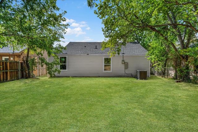 701 Chicago Avenue, Fort Worth, TX 76103
