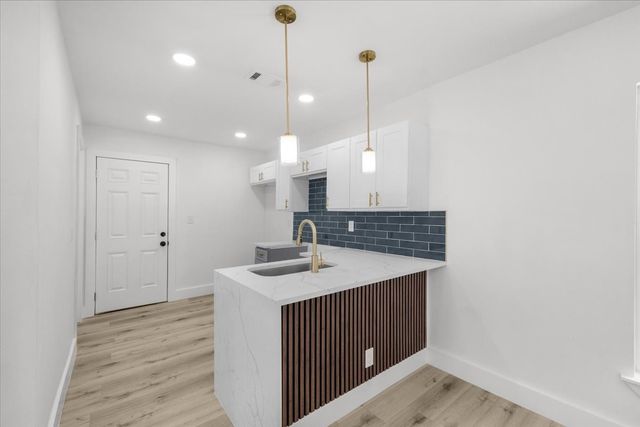 701 Chicago Avenue, Fort Worth, TX 76103