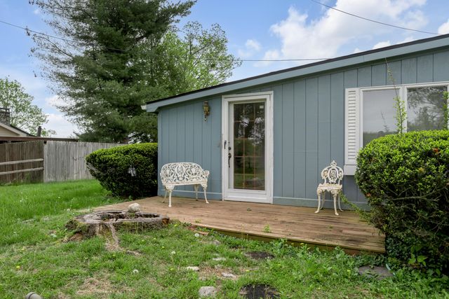 512 Chimney Rock Road, Harrodsburg, KY 40330