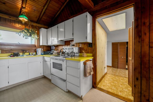 512 Chimney Rock Road, Harrodsburg, KY 40330