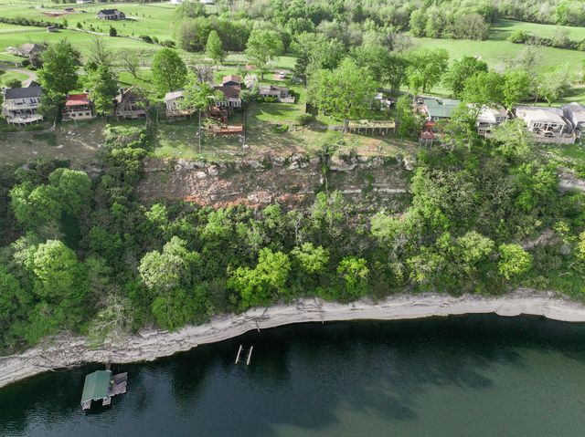512 Chimney Rock Road, Harrodsburg, KY 40330