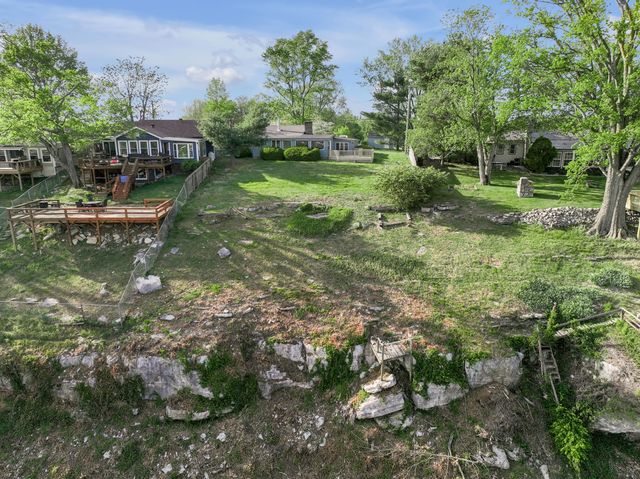 512 Chimney Rock Road, Harrodsburg, KY 40330