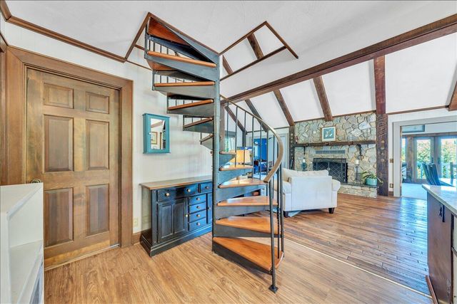 280 WOODWINDS RD, Callaway, VA 24067