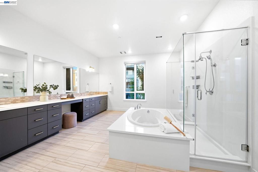 Image 19 of property listing at 45188 Tom Blalock St 301, Fremont, CA 94539