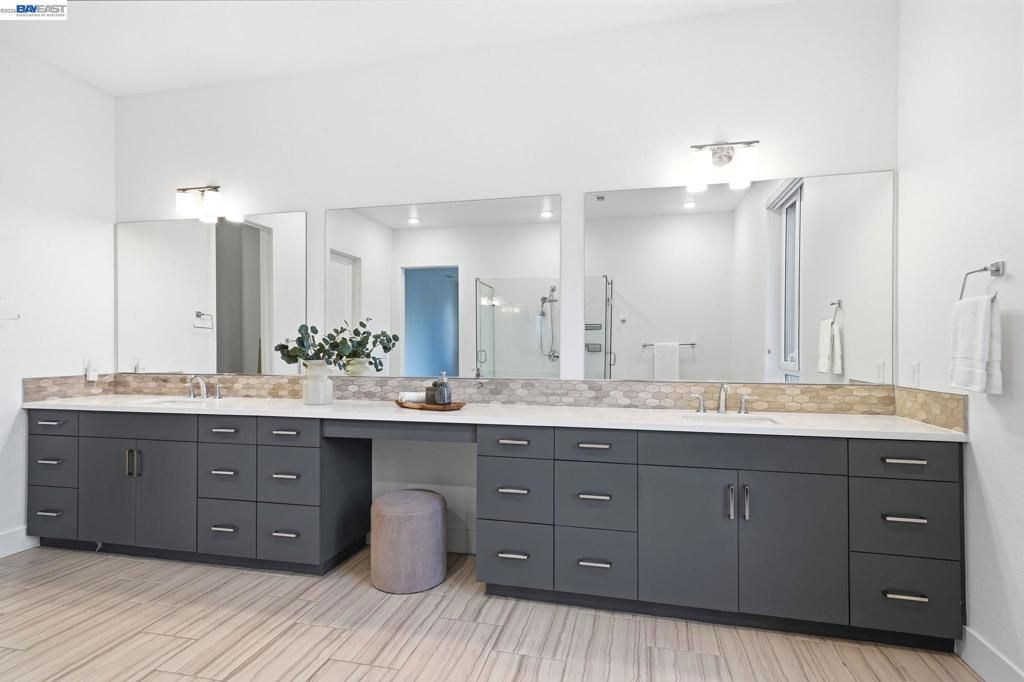 Image 20 of property listing at 45188 Tom Blalock St 301, Fremont, CA 94539