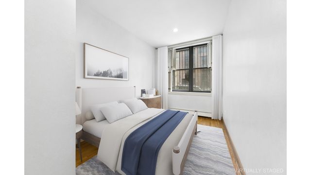 622 Greenwich St Apt 1D, New York City, NY 10014