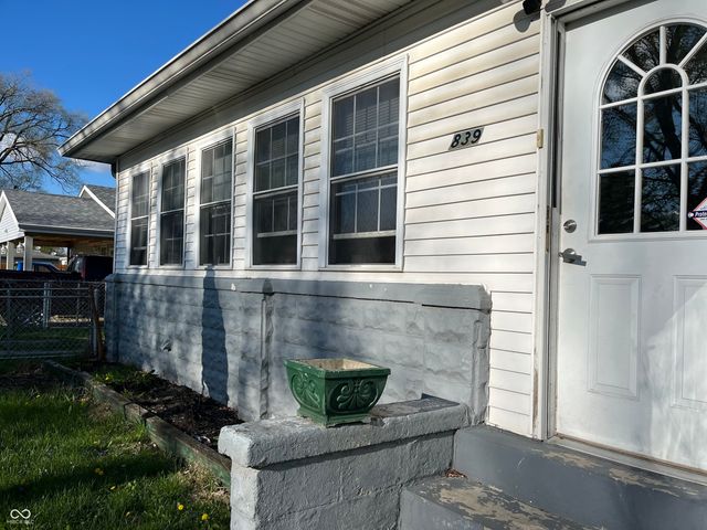 839 S Taft Avenue, Indianapolis, IN 46241